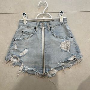 Carmar skirt size 24